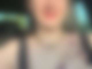 adafontaine18's Live Sex Cam Show