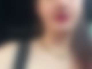 adafontaine18's Live Sex Cam Show