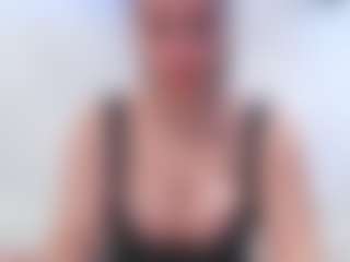 adafontaine18's Live Sex Cam Show