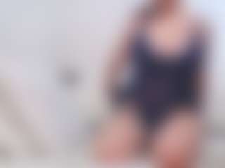 adafontaine18's Live Sex Cam Show