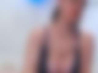 adafontaine18's Live Sex Cam Show