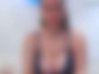 adafontaine18's Live Sex Cam Show