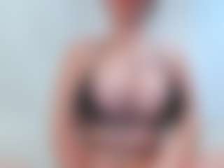 adafontaine18's Live Sex Cam Show