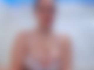 adafontaine18's Live Sex Cam Show