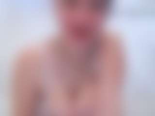 adafontaine18's Live Sex Cam Show