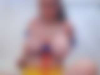 adafontaine18's Live Sex Cam Show