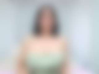 Live cam show with Annie-Thomsonn - Latina on dropp.cam | colombia