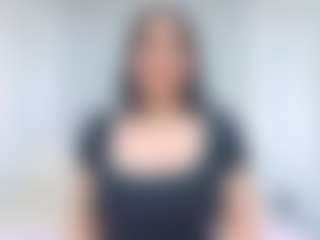 Live cam show with Annie-Thomsonn - Spank on Camming Site