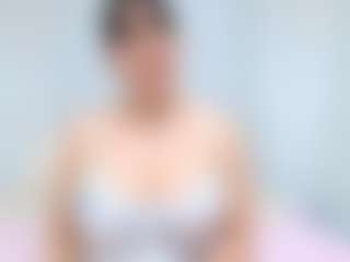 Live cam show with Annie-Thomsonn - Spy Mature on justonemore.cc