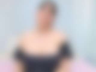 Annie-Thomsonn MILF webcam performer live streaming