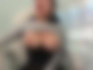 ginebra-ness's Live Sex Cam Show