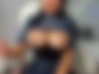ginebra-ness's Live Sex Cam Show