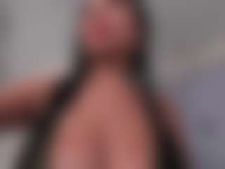 ginebra-ness's Live Sex Cam Show