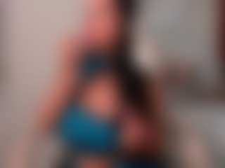Live cam show with ginebra-ness - Skinny on StripNow