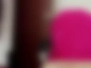 Live cam show with ginebra-ness - Shaved Pussy Latina on livesuperchat.net