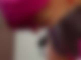 ginebra-ness's Live Sex Cam Show