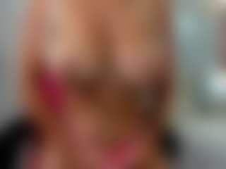 ginebra-ness's Live Sex Cam Show