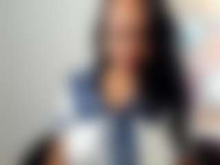 Live cam show with ginebra-ness - Thick on sexylive.show
