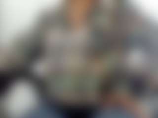 Live cam show with ginebra-ness - Bedroom on Lustler