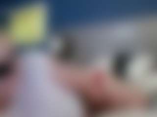 vixenurbrat's Live Sex Cam Show