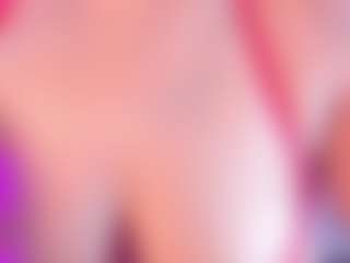 Live cam show with Zenda-Moretti - Facial on hotwifechat.live