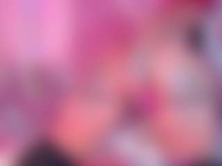 Live cam show with Zenda-Moretti - Young Adult on mypornchat.com