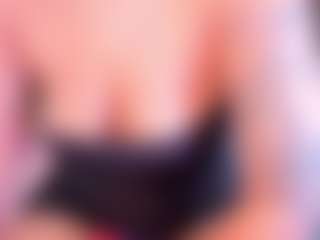 Zenda-Moretti's Live Sex Cam Show