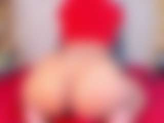Live cam show with Zenda-Moretti - Facial on Camsoda