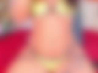 Live cam show with Zenda-Moretti - Domination on Mixed Magazine Live