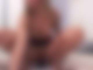 aneelory's Live Sex Cam Show