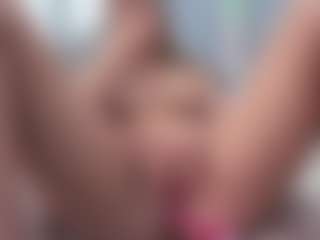 Live cam show with aneelory - Blonde Hair MILF on crypto-cams
