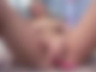 Live cam show with aneelory - Blonde Hair MILF on camtv