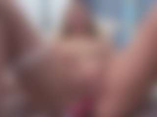 Live cam show with aneelory - White Curvy on Free Soda | united states