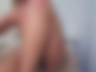 Live cam show with aneelory - Shaved Pussy MILF on TastyBlacksLive