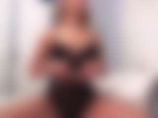 Live cam show with aneelory - Flashing on wildcum.com