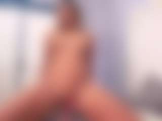Live cam show with aneelory - HD MILF on liverealitysex.com
