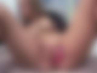 Live cam show with aneelory - Flirt MILF on intimatelivegirls.com