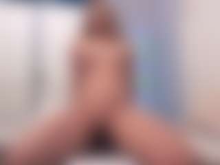 Live cam show with aneelory - Lush MILF on Fling VIP Chat