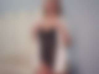 Live cam show with aneelory - Lush Blonde Hair on Camming Site