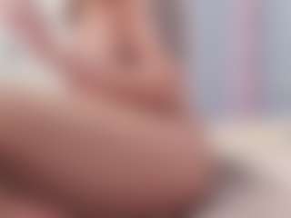 Live cam show with aneelory - Blonde Hair MILF on Chatstar