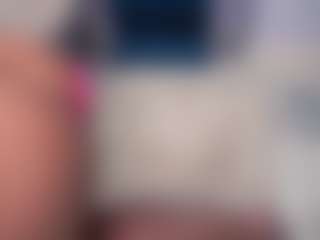 Live cam show with aneelory - Curvy Small Tits on Camsoda