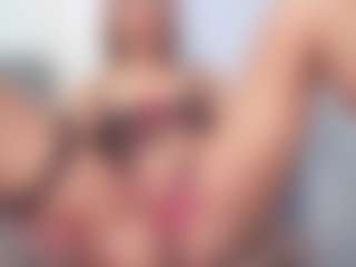 Live cam show with aneelory - Shaved Pussy MILF on Camsoda