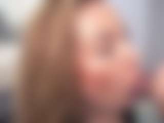 aneelory's Live Sex Cam Show