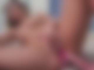 Live cam show with aneelory - Strip Blonde Hair on Gym Cam Girls