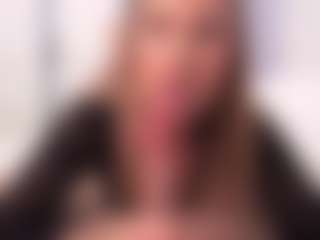 Live cam show with aneelory - Brown Eyes Blonde Hair on Fling VIP Chat
