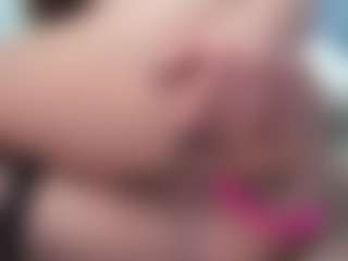 Live cam show with aneelory - Curvy MILF on MyBangCams