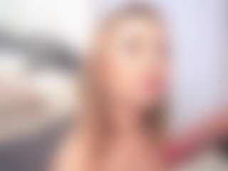 aneelory MILF webcam performer live streaming