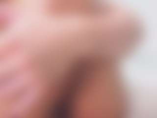 Live cam show with aneelory - Lush MILF on Camsoda