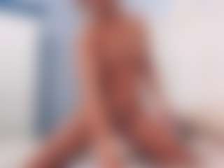 Live cam show with aneelory - Blonde Hair Small Tits on AdultVida.com