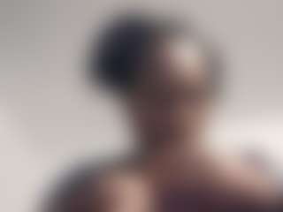 FluffyPeach MILF webcam performer live streaming